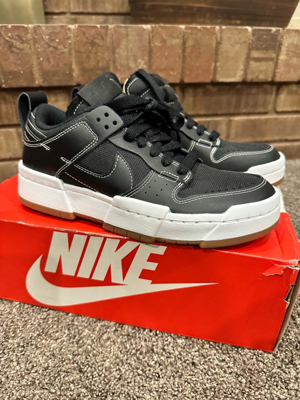 Nike Dunk Low Disrupt Black Fossil Gum Sole Sneakers Size 8.5 CK6654-002 NIB